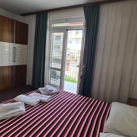 Studio Apartment Boksic Mlini Kültér fotó