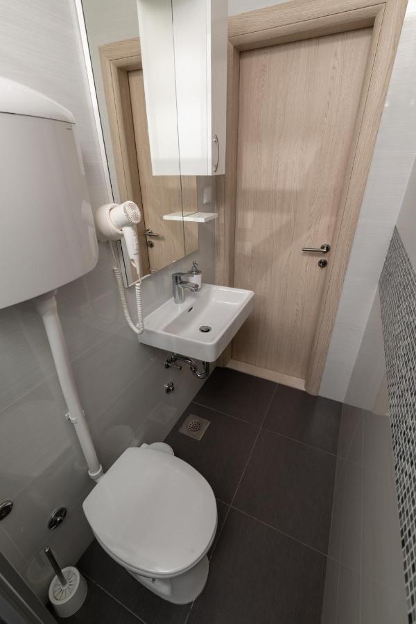 Studio Apartment Boksic Mlini Kültér fotó